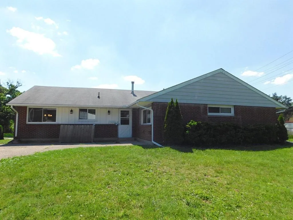 1755 Lucks Rd photo 1