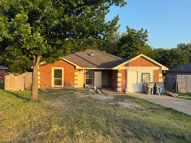 7903 Leigh Ann Dr — Photo 6