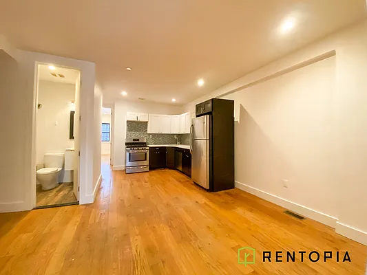 Rented by Rentopia | media 13