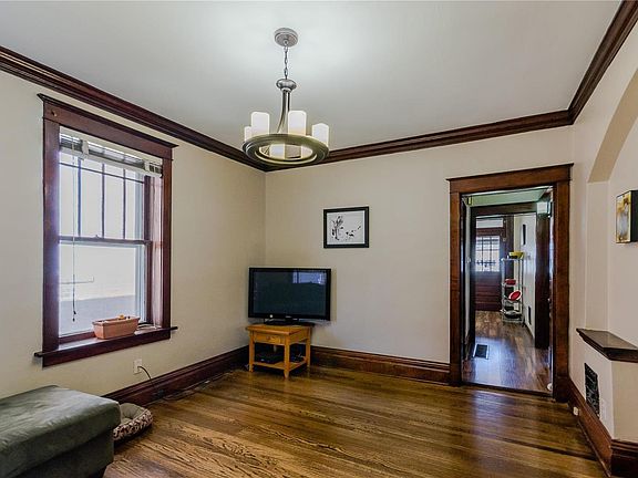 2nd image of 5211 Itaska St