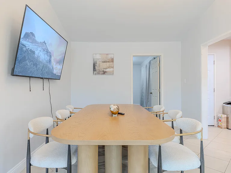 829 E Camino Real Ave — Photo 9