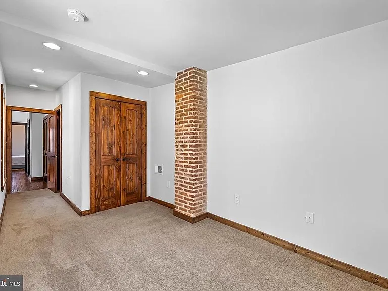 3523 Gough St — Photo 21