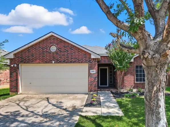 4717 Fox Sedge Ln, Denton, TX 76208