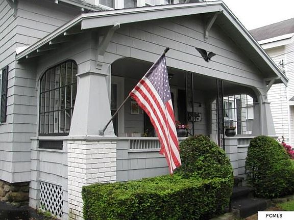 5th image of 26 Woodward Ave