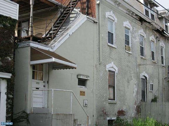 5th image of 1824 N Scott St
