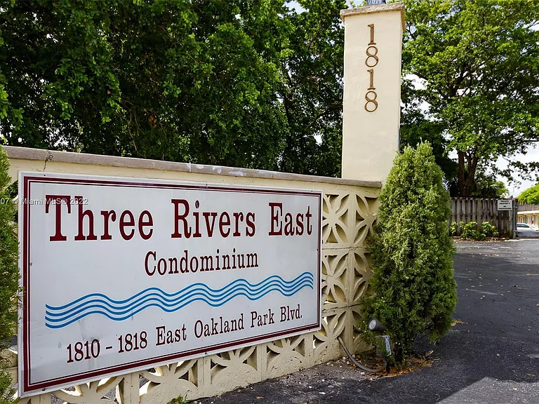 1812 E Oakland Park Blvd #35 — Photo 6