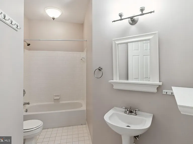 524 Kinsale Rd — Photo 14