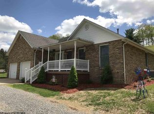 220 Primrose St, Buckhannon, WV 26201