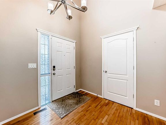 4th image of 80 W Eversyde Way SW