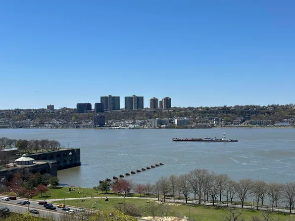 706 Riverside Drive PHE image 17 of 18