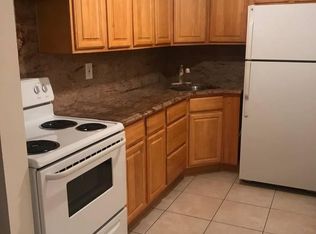 1646 155th St #1B, Whitestone, NY 11357