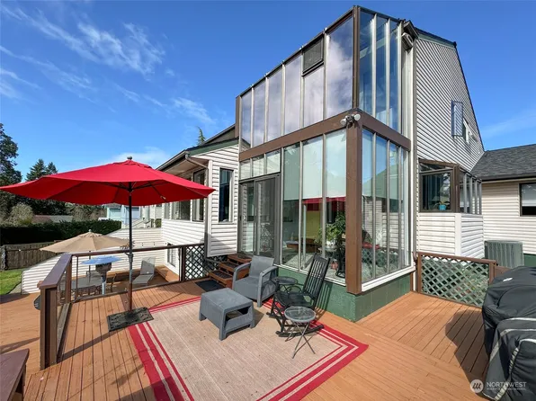 1721 W 9th Street, Port Angeles, WA 98363