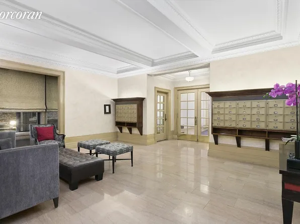 146 East 49th Street image 10 of 11