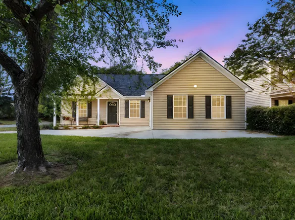 1725 Henley Ln, Charleston, SC 29412