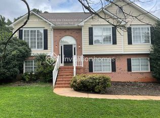 2485 Misty Hollow Ln, Cumming, GA 30040