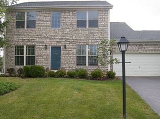 2194 Pleasant Colony Dr, Lewis Center, OH 43035