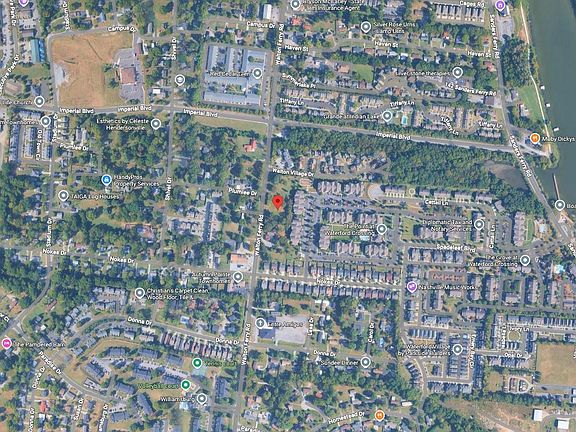 2nd image of 223 Walton Ferry Rd