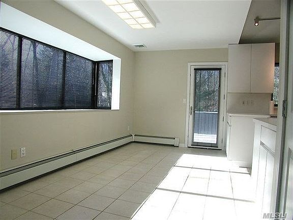 5th image of 54 Kendrick Ln