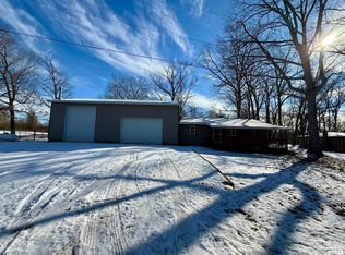 6862 Sparrow Ln, Carbondale, IL 62902