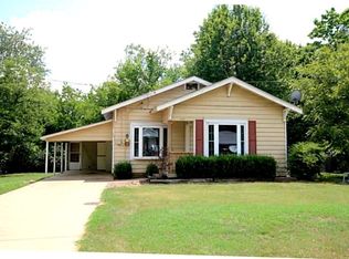 140 E 6th St, Booneville, AR 72927