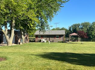 25448 W Cottage Rd, Wilmington, IL 60481