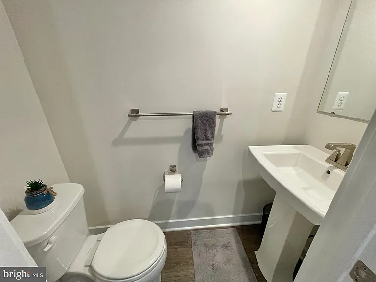 1518 Wilmer Park Ln — Photo 47