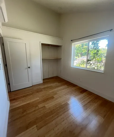 3076 Alliance Rd — Photo 4