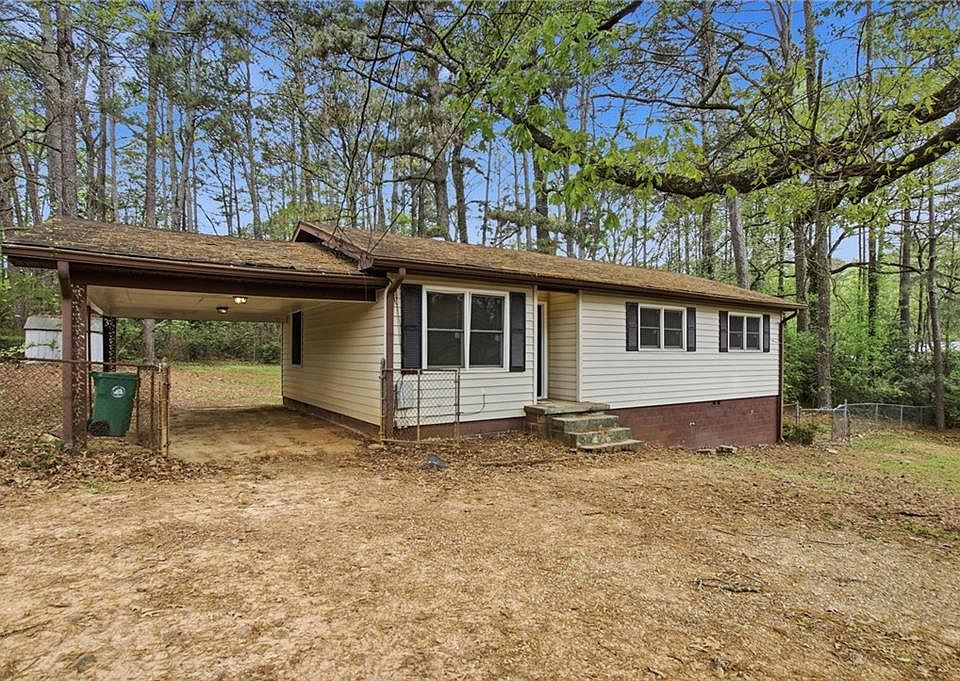 1st image of 425 Stephenson Rd