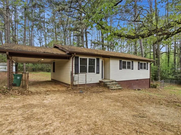 425 Stephenson Rd, Stone Mountain, GA 30087