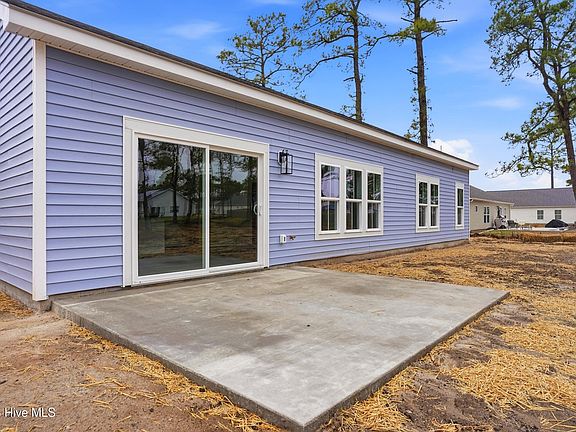 5th image of 951 Westway Road