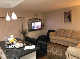 11603 Stoneview Sq APT 2B, Reston, VA 20191