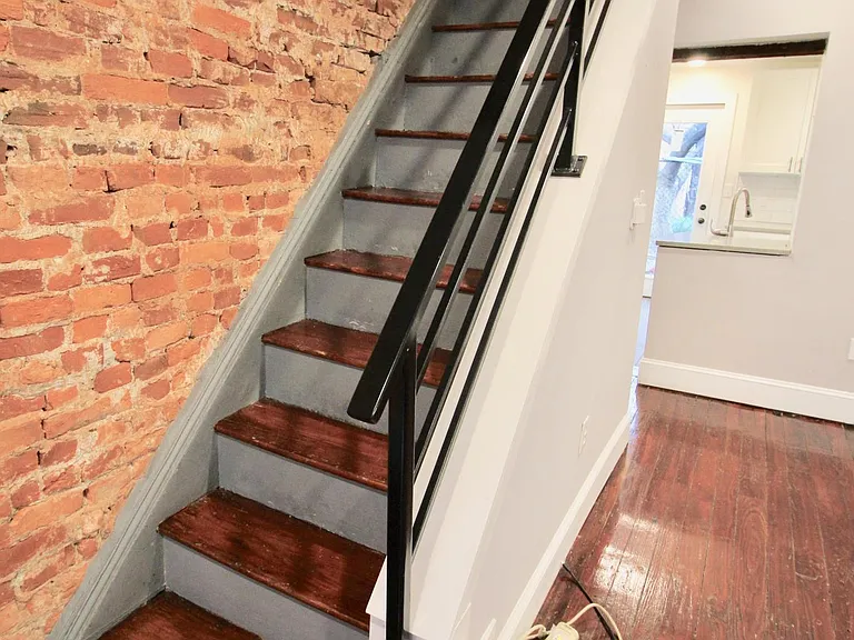 3055 Braddock St — Photo 10