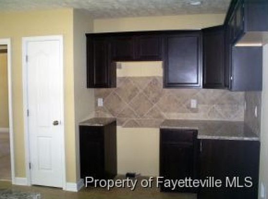 5th image of 1110 Legend Creek Dr