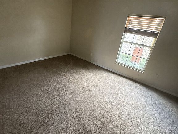 5th image of 1403 Blalock #11