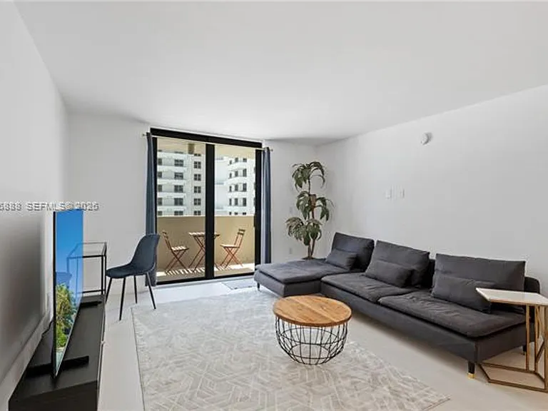 1621 Collins Avenue Cu #908 — Photo 26