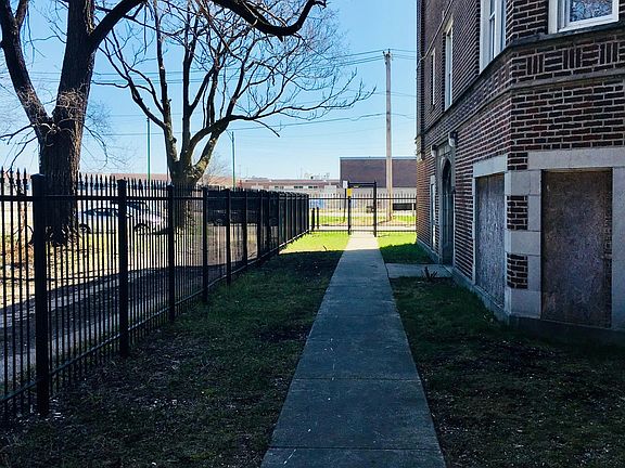 2nd image of 7838 S Stewart Ave #1