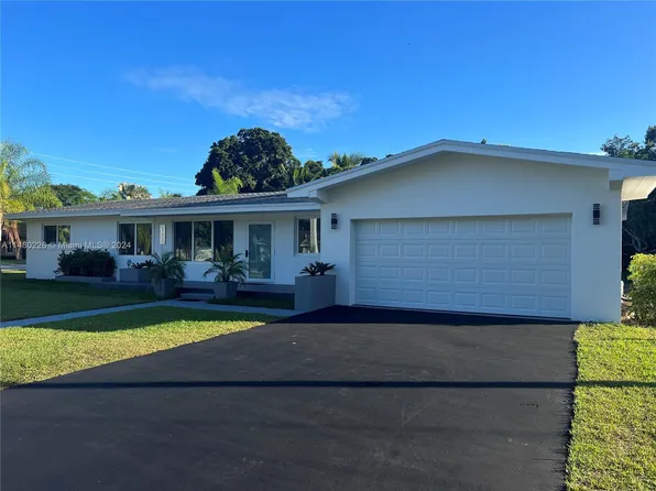 9200 SW 174th St, Palmetto Bay, FL 33157