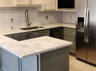 909 Silber Rd APT 27E, Houston, TX 77024