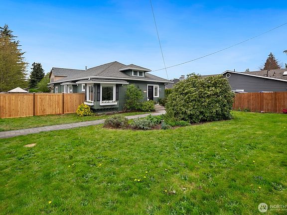 4th image of 15978 179th Avenue SE