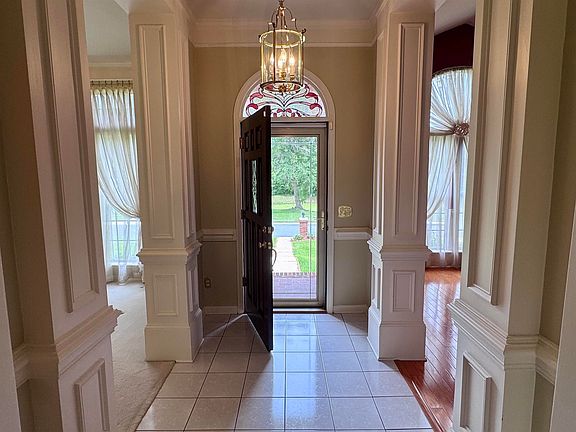 4th image of 2900 Whittington Dr