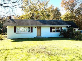 69 E Main St, Alloway, NJ 08001