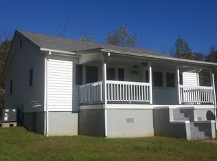 128 Padgett Dr, Marion, NC 28752