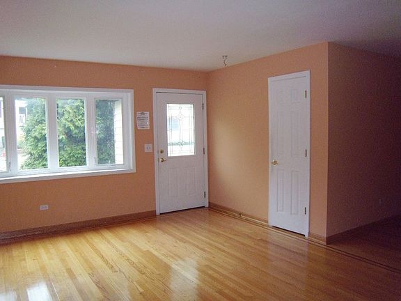 2nd image of 263 W Fairview Dr