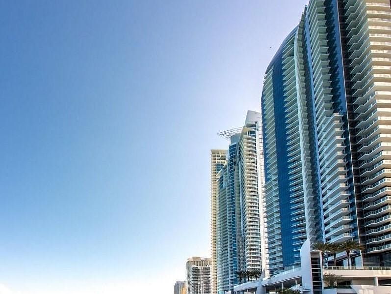 1st image of 17120 Collins Ave