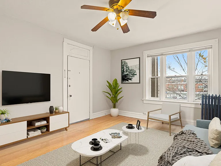 1444 N Lafayette St — Photo 1