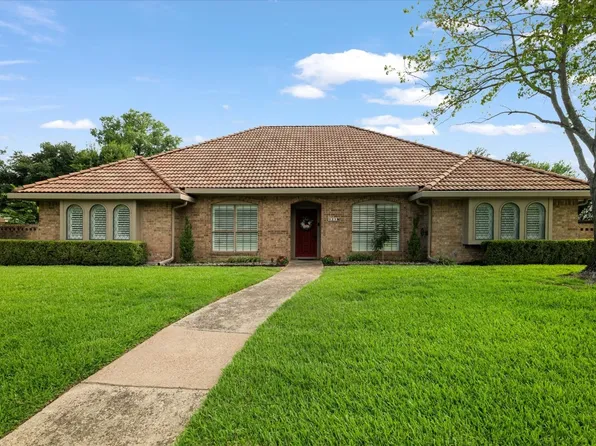 521 Briarglen Dr, Coppell, TX 75019