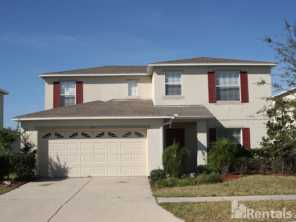 LARGE 5 BEDROOM, 3.5 BATHS, 2 CAR GARAGE WITH 2,800 SF