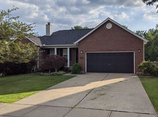 2550 Sunday Silence Ct, Burlington, KY 41005