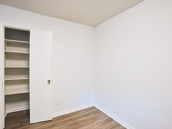 4th image of 1171 Woodland Avenue Northeastunit #3