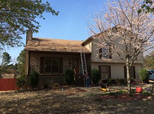 2292 Chateau Dr, Lawrenceville, GA 30043